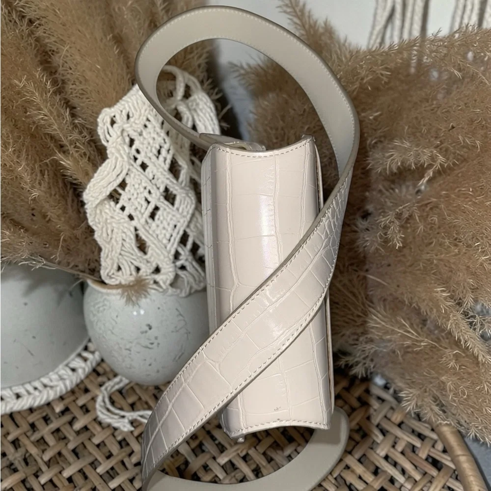 JW Pei Croc Embossed Mini Shoulder Bag Cream Vegan Leather Gold Hardware - Picture 7 of 13